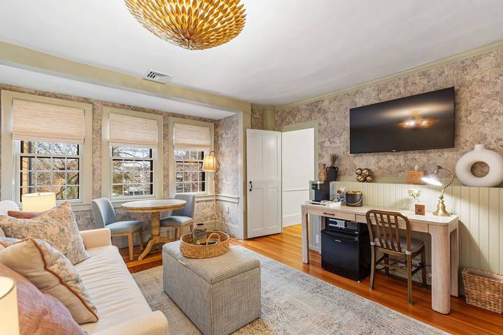 Gîte pour 4 personnes, avec terrasse et jardin à Newport - 2