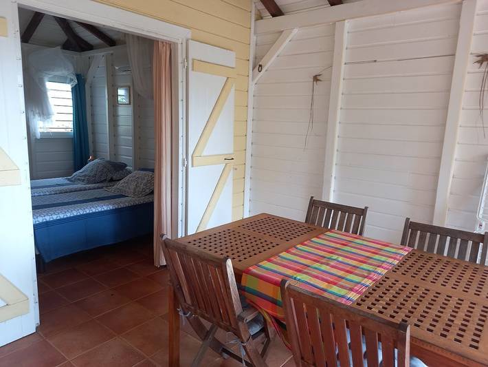 Location de vacances pour 4 personnes, avec jardin ainsi que terrasse et piscine dans Basse-Terre (homonymie) - 3