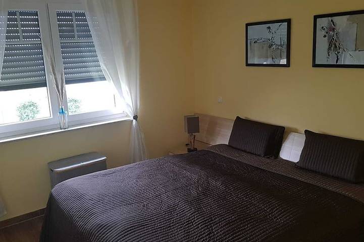 Ganze Wohnung, Voll ausgestattete, große Ferienwohnung nur 350 m bis zum Meer in Nienhagen, Rostock und Umgebung