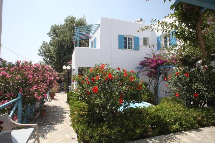 Maison d’hôte pour 2 personnes, avec jardin ainsi que balcon et vue dans Syros - 4