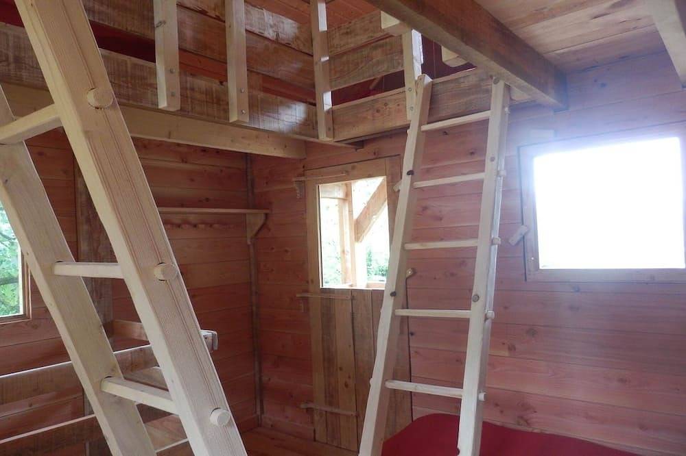 Cabane écolodge chambre d'hôtes insolite in Broye, Région d'Autun
