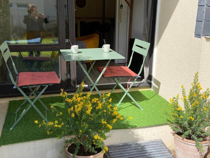 Gîte pour 4 personnes, avec jardin et terrasse dans Centre Equestre (Courseulles-sur-Mer)