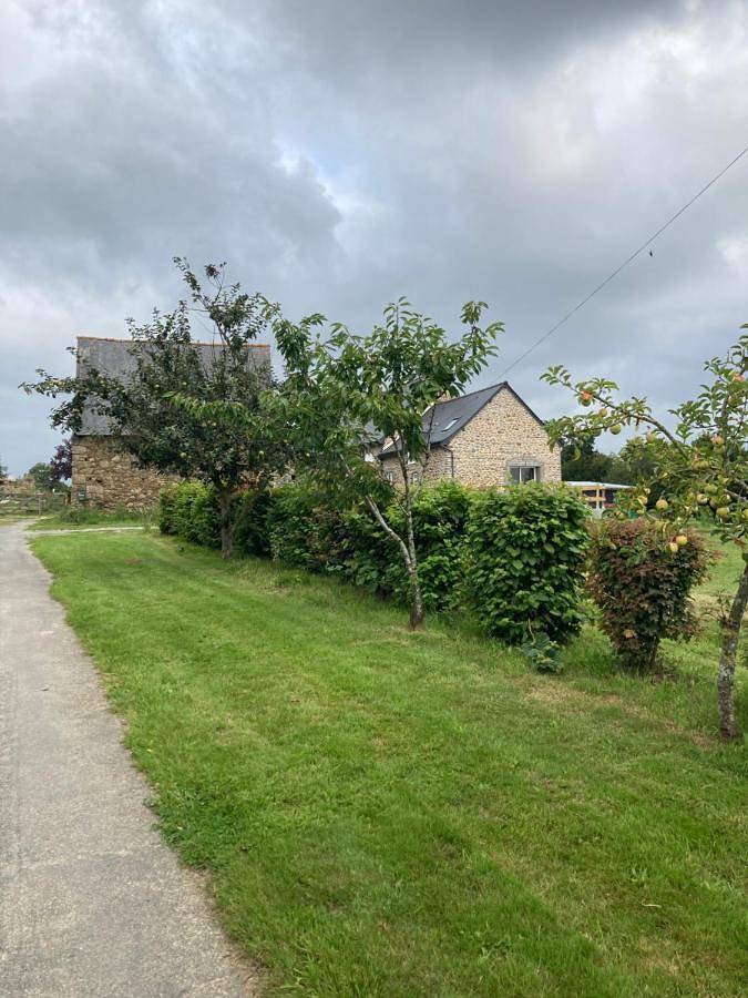 Location de vacances pour 6 personnes, avec Terrasse et Vue à Bazouges-la-Pérouse