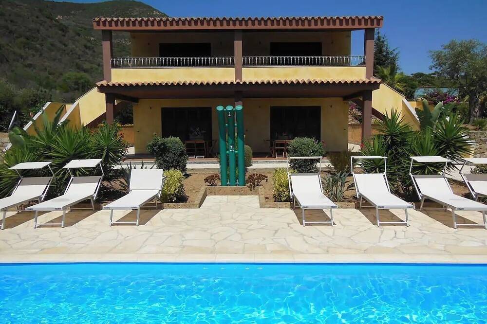 Geheel appartement, Appartamento in splendido e riservato villaggio,  marina di Tertenia in Tertenia, Provincie Ogliastra