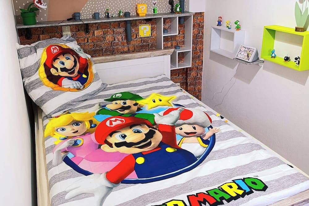 Ganze Wohnung, Smarte Ferienwohnung 80qm mit Sauna im historischem Gebäude Ballenstedt im Harz in Ballenstedt, Harzvorland