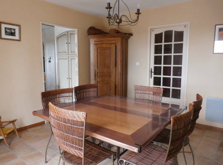 Villa pour 6 personnes, avec terrasse ainsi que piscine et jardin en Rhône-Alpes - 3