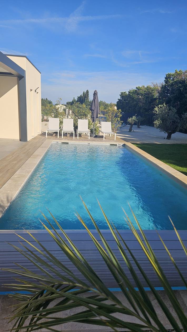 Location de vacances pour 8 personnes, avec terrasse et jardin à Graveson - 4