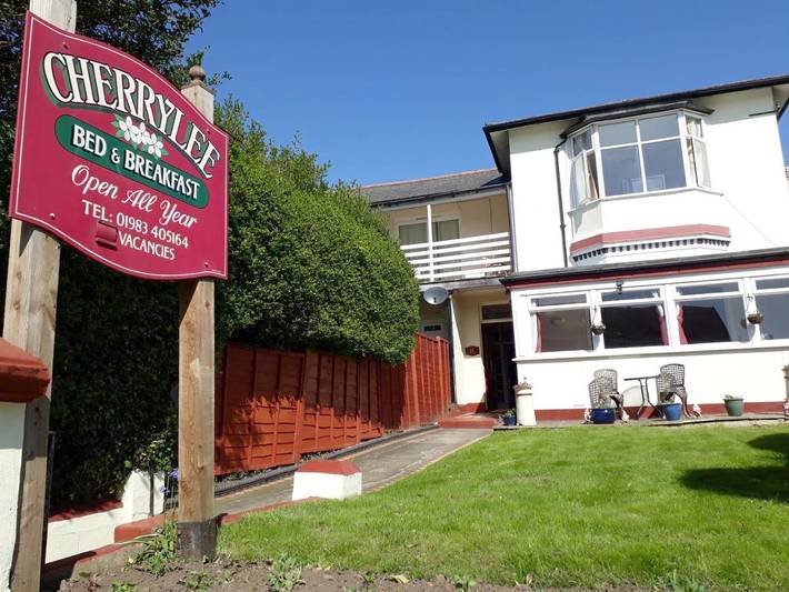 B&b for 2 people, with Terrace and Garden as well as View on the Isle of Wight