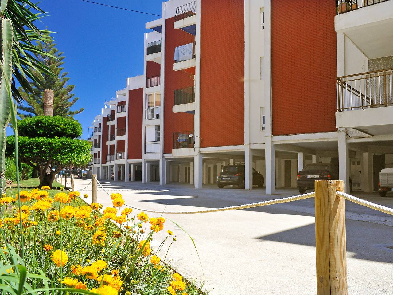 Entire apartment, Monada in Playa del Arenal, Jávea