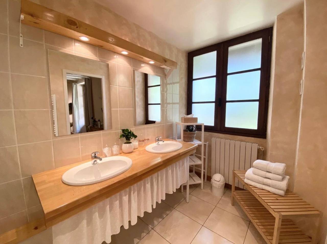 Chambre Quercy – Romantique & Authentique in Gramat, Parc Naturel Régional des Causses du Quercy