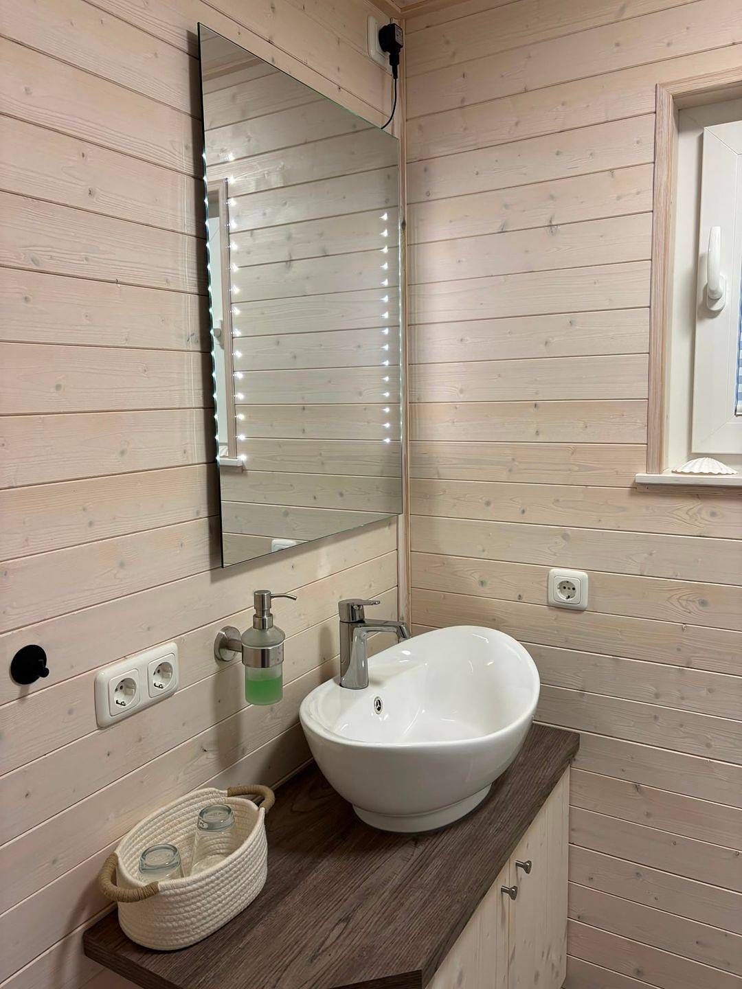 Hausbooturlaub in Heiligenhafen auf der "Knobis Dream Place" in Heiligenhafen, Ostholstein