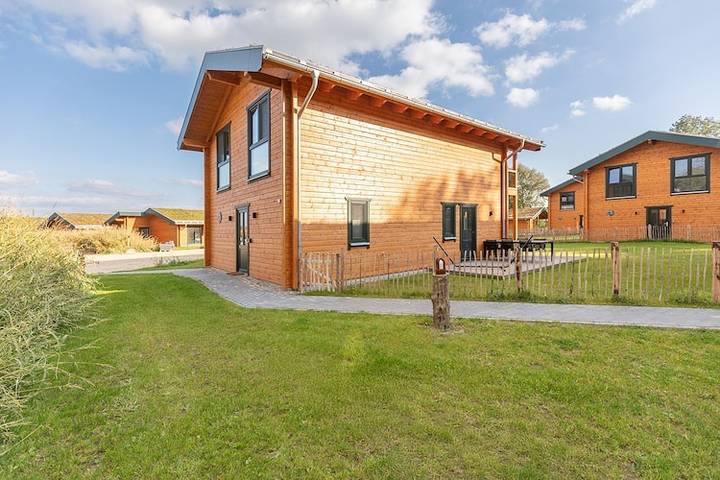 Familienferienhaus mit Sauna und Whirlpool in Kating, Tönning