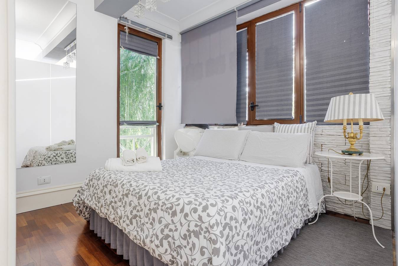 Casa vacacional "Villa Degli Ulivi Flora" con jardín privado y Wi-Fi in Playa Mondello, Palermo