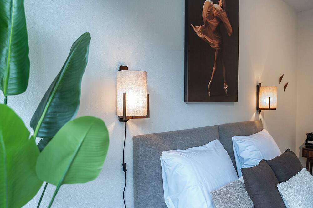 Geheel appartement, Op zoek naar een praktische en betaalbare plek in de buurt van Tilburg Universiteit? Deze privékamer is perfect voor studenten, solo-reizigers of korte verblijven en biedt een comfortabele en ontspannen plek om tot rust te komen na een dag in de stad in Tilburg, Noord-Brabant