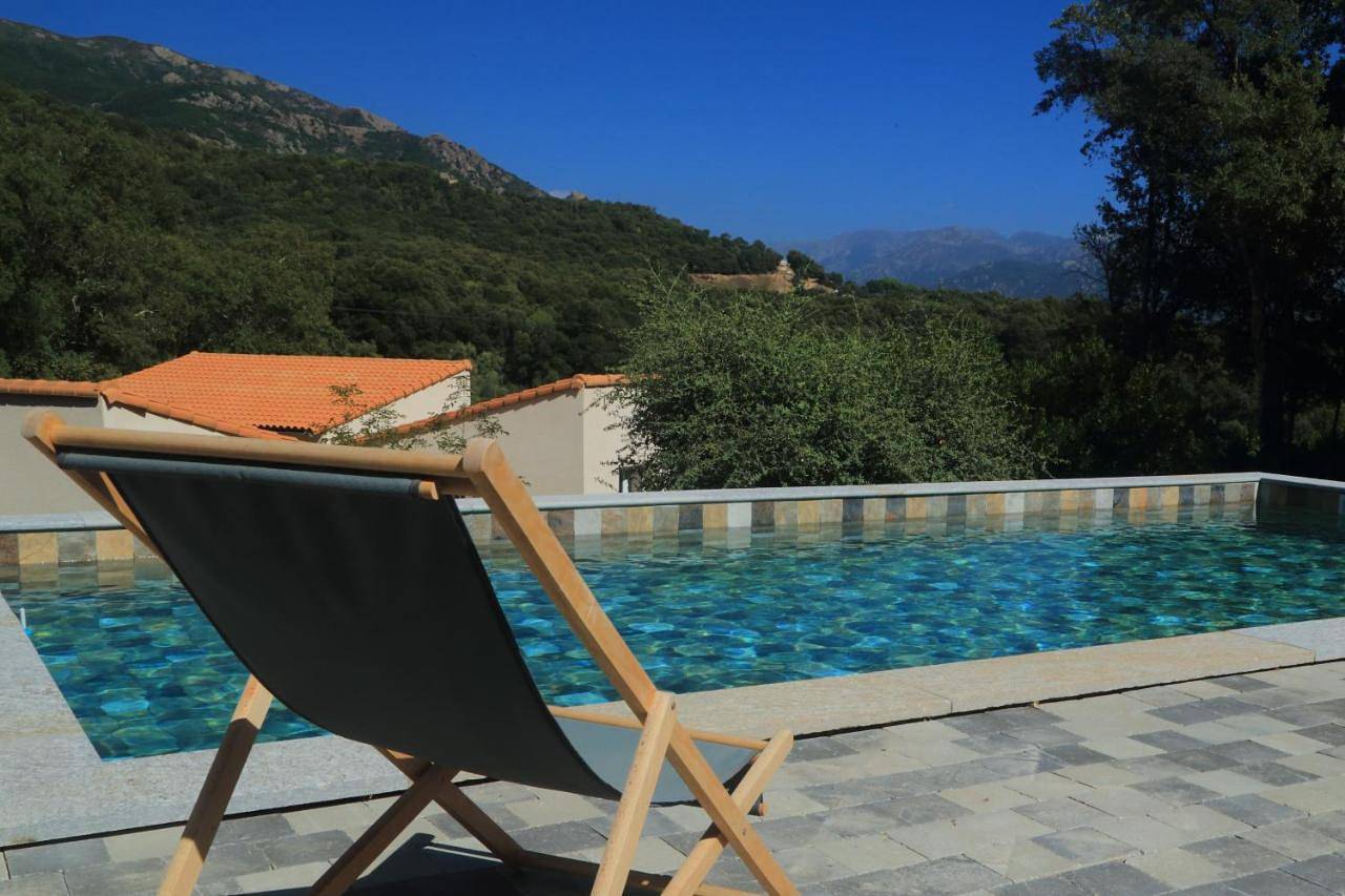 Le 42e Parallèle in Valle-di-Mezzana, Ajaccio und Umgebung