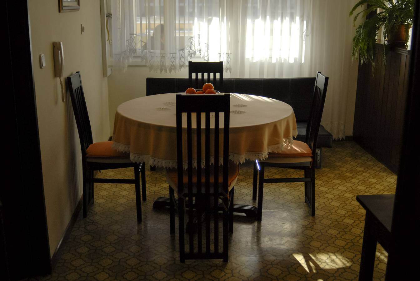 Appartement entier, Appartement de deux chambres avec la terrasse Split A-11312-a in Split, Split-Dalmatie