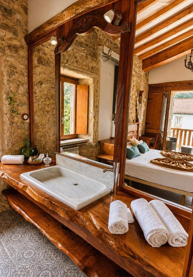 Casa rural para 2 personas, con Balcón y Jacuzzi además de Terraza y Jardín en Puebla del Caramiñal
