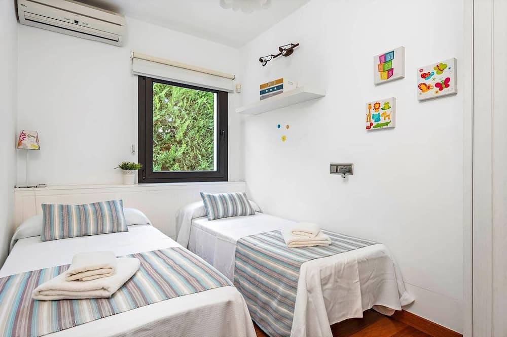 Villa Ses Carpinyetes by Villa Plus in Sa Caleta (Menorca), Ciudadela