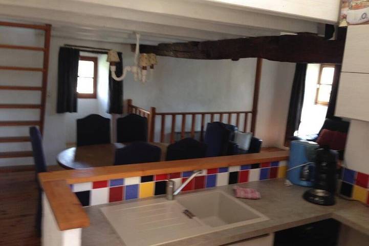 Gîte pour 6 personnes, avec piscine et jardin à Saint-Mélany - 2