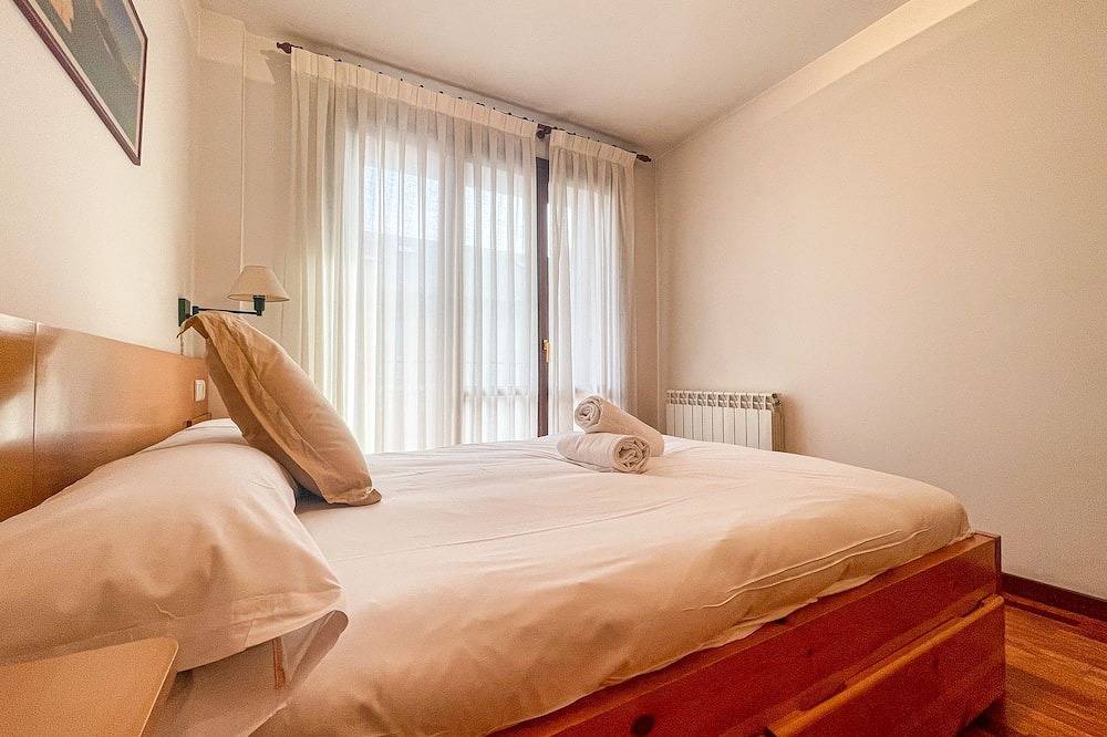 Entire apartment, Dúplex con Encanto en Puigcerdà: ¡Un Lugar Único! in Puigcerdà, Catalan Pyrenees