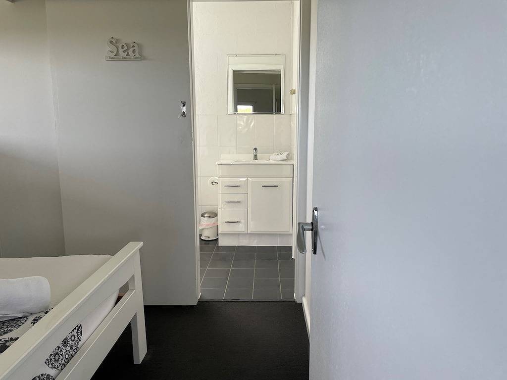 Free Wi-Fi, Ideal holiday location, long beach in Robe, South Australia