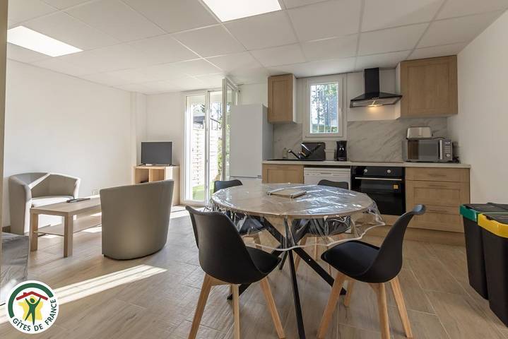 Gîte pour 4 personnes, avec Terrasse et Jardin