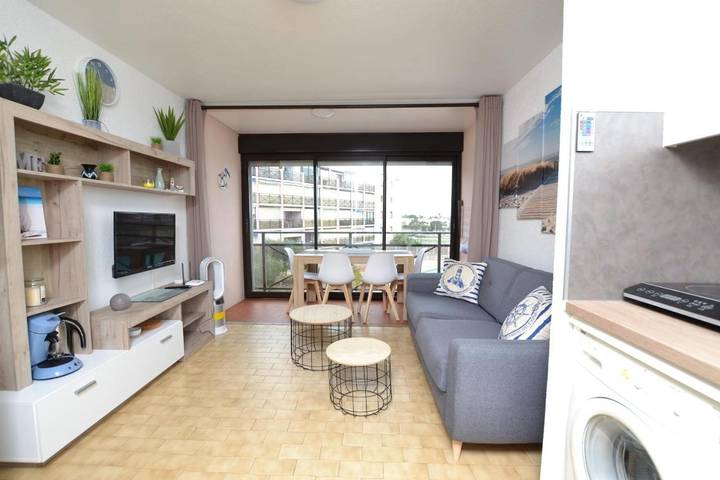 Gîte pour 4 personnes, avec balcon et piscine dans Flamingo Casino Le Grau Du Roi