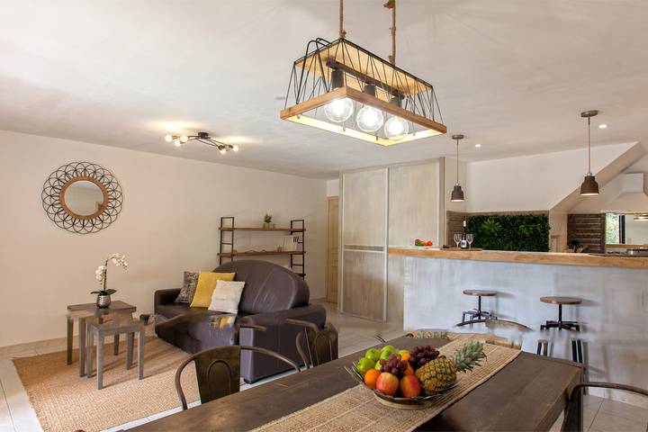 Ferienwohnung für 6 Personen, mit Pool und Garten, kinderfreundlich - 1
