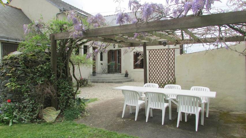 Location de vacances pour 11 personnes, avec jardin à Denée - 4