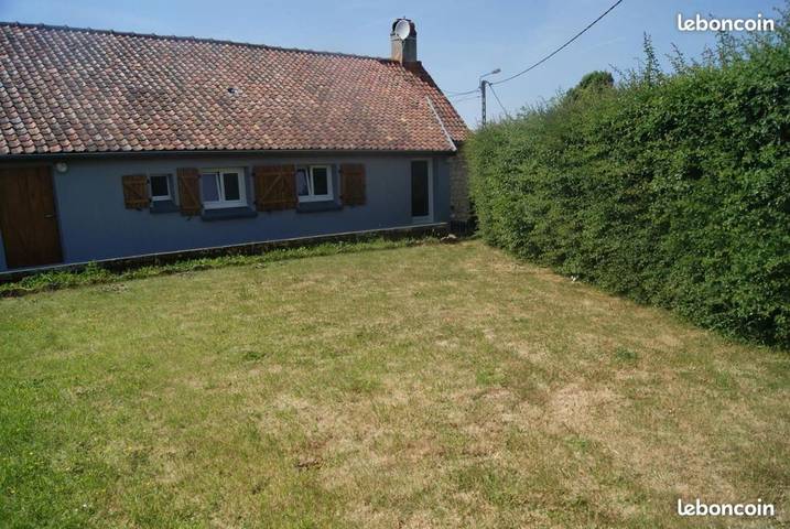 Location de vacances pour 13 personnes, avec vue à Belle-et-Houllefort