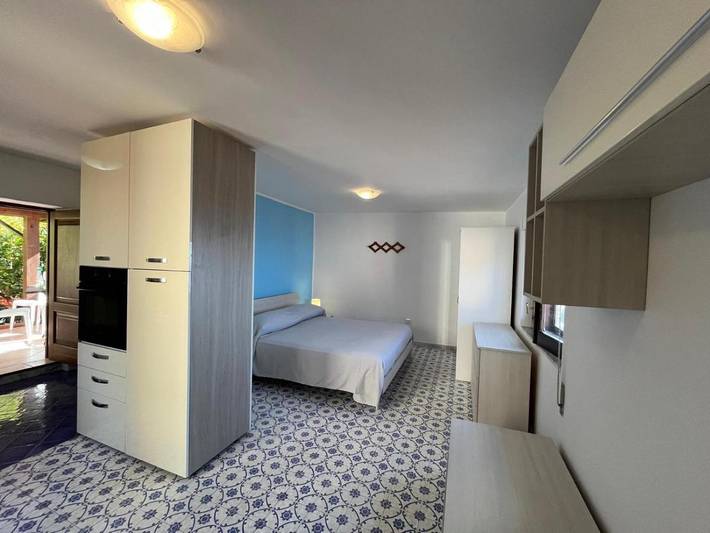 Apartamento de vacaciones para 2 personas, con balcón además de vistas y jardín - 1