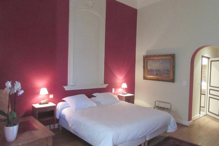 Location de vacances pour 2 personnes, avec vue ainsi que jardin et piscine à Fourcès - 4