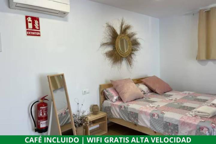Apartamento para 4 personas, con Balcón y Jacuzzi además de Terraza y Jardín en Alzira