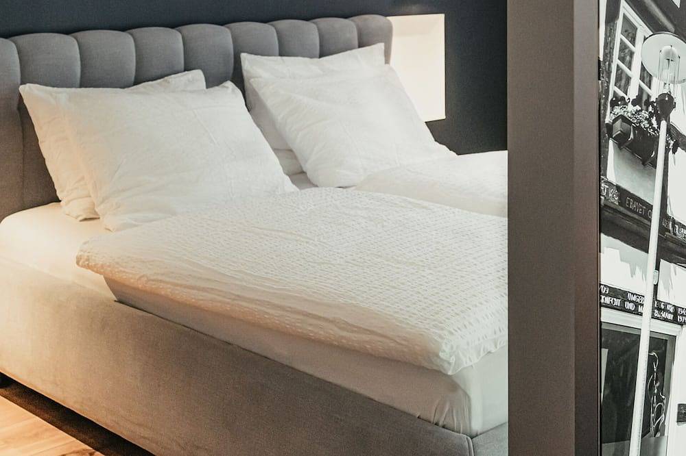 Entire apartment, Apartment-Deluxe-Private Bathroom-City view-Freiraum 1 in Arnsberg, Hochsauerlandkreis