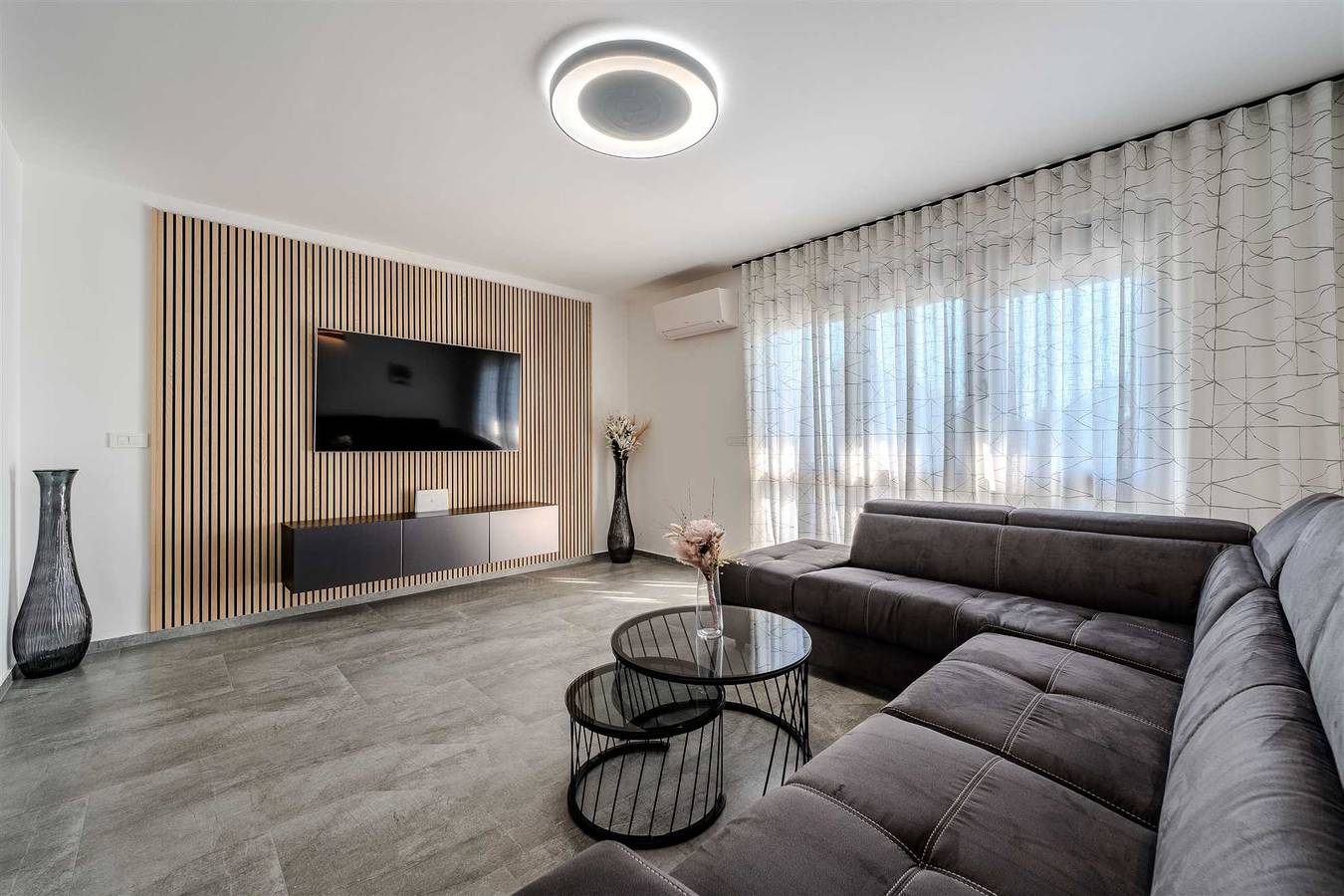Cały apartament, Apartament wakacyjny dla 6 osób z balkon in Vir