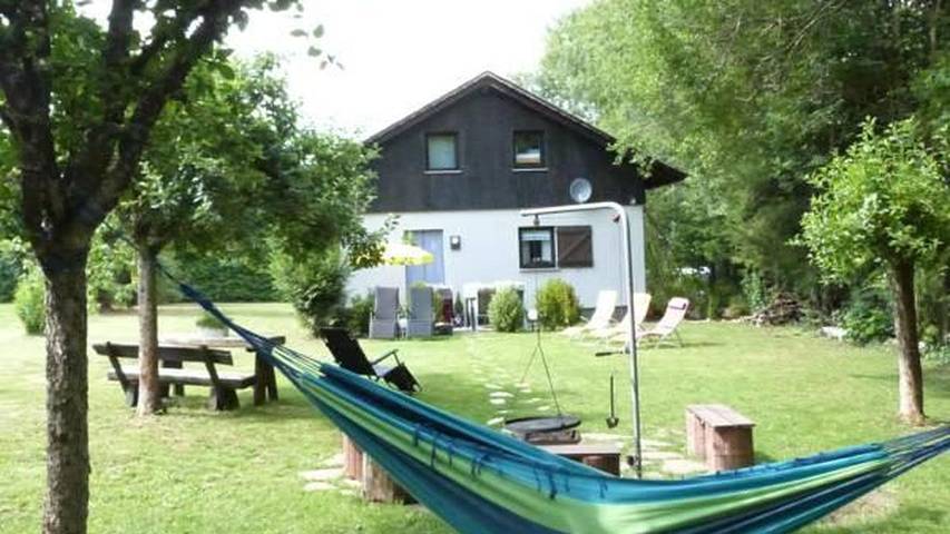 Vakantiehuis voor 4 personen, met terras en tuin in Thalfang