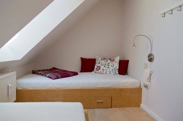 Ferienwohnung für 3 Personen, mit Balkon und Garten sowie Seeblick und Ausblick in Sauzin - 4