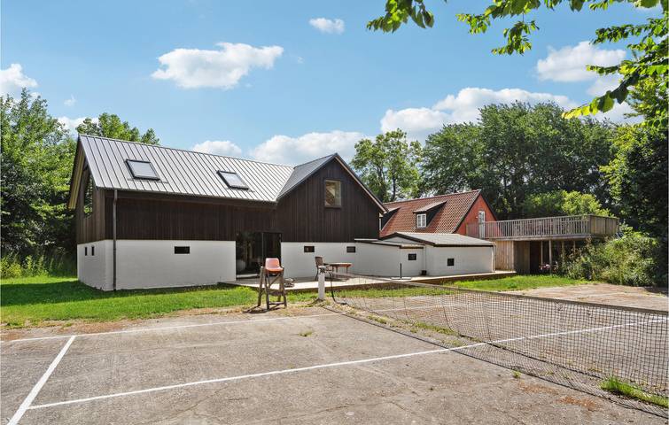 Ferienhaus für 17 Personen mit Garten in Sejerø