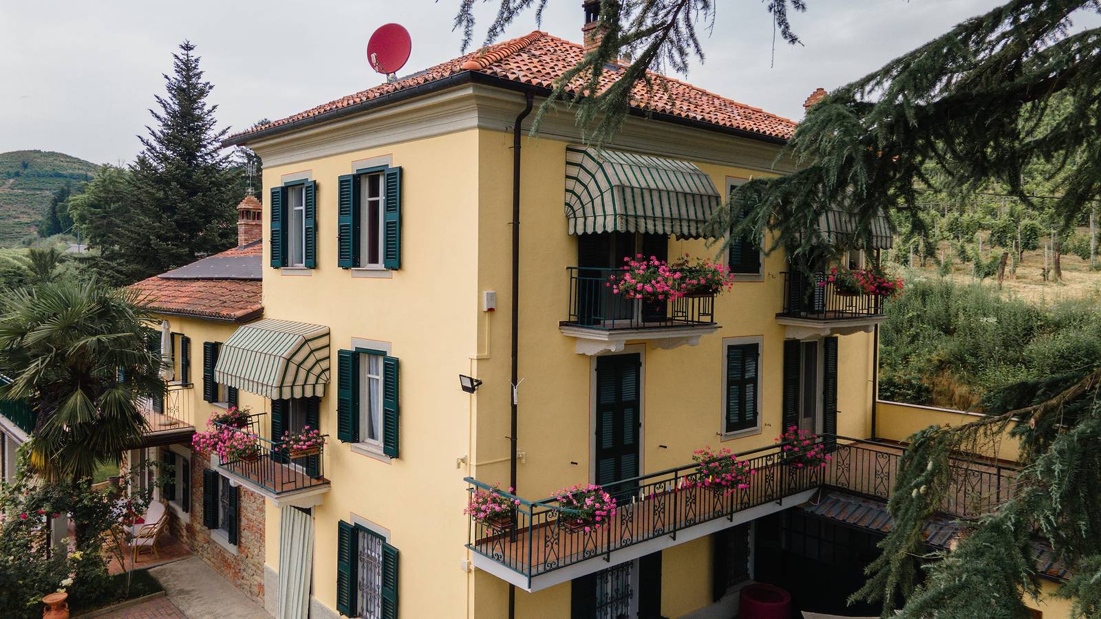 Hel lejlighed, Ferielejlighed for 4 personer med have in Strevi, Alessandria Provinsen