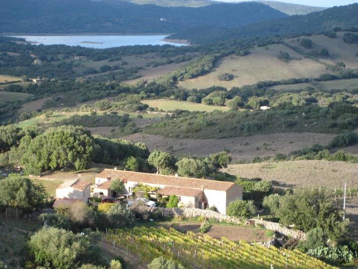 Gîte pour 4 personnes, avec jardin et vue à Sant'Antonio di Gallura