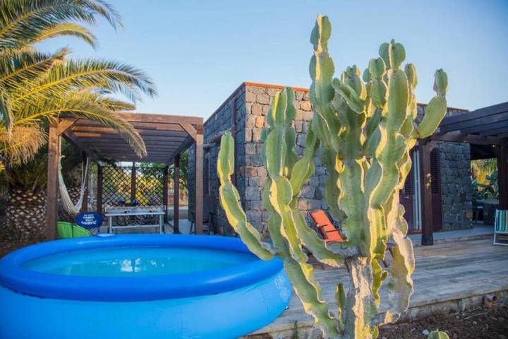 Location de vacances pour 5 personnes, avec jardin et piscine à Ustica - 3