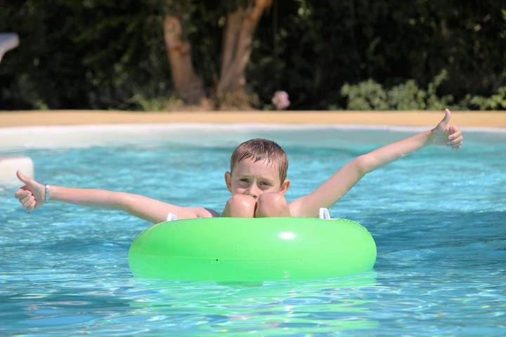 Location de vacances pour 5 personnes, avec jardin et piscine à Laudun-l'Ardoise - 4
