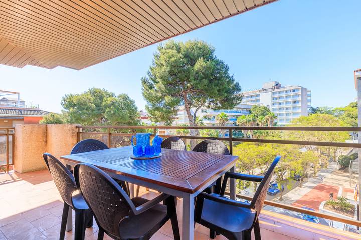 Casa rural para 5 personas, con Terraza y Piscina para niños en Salou - 4