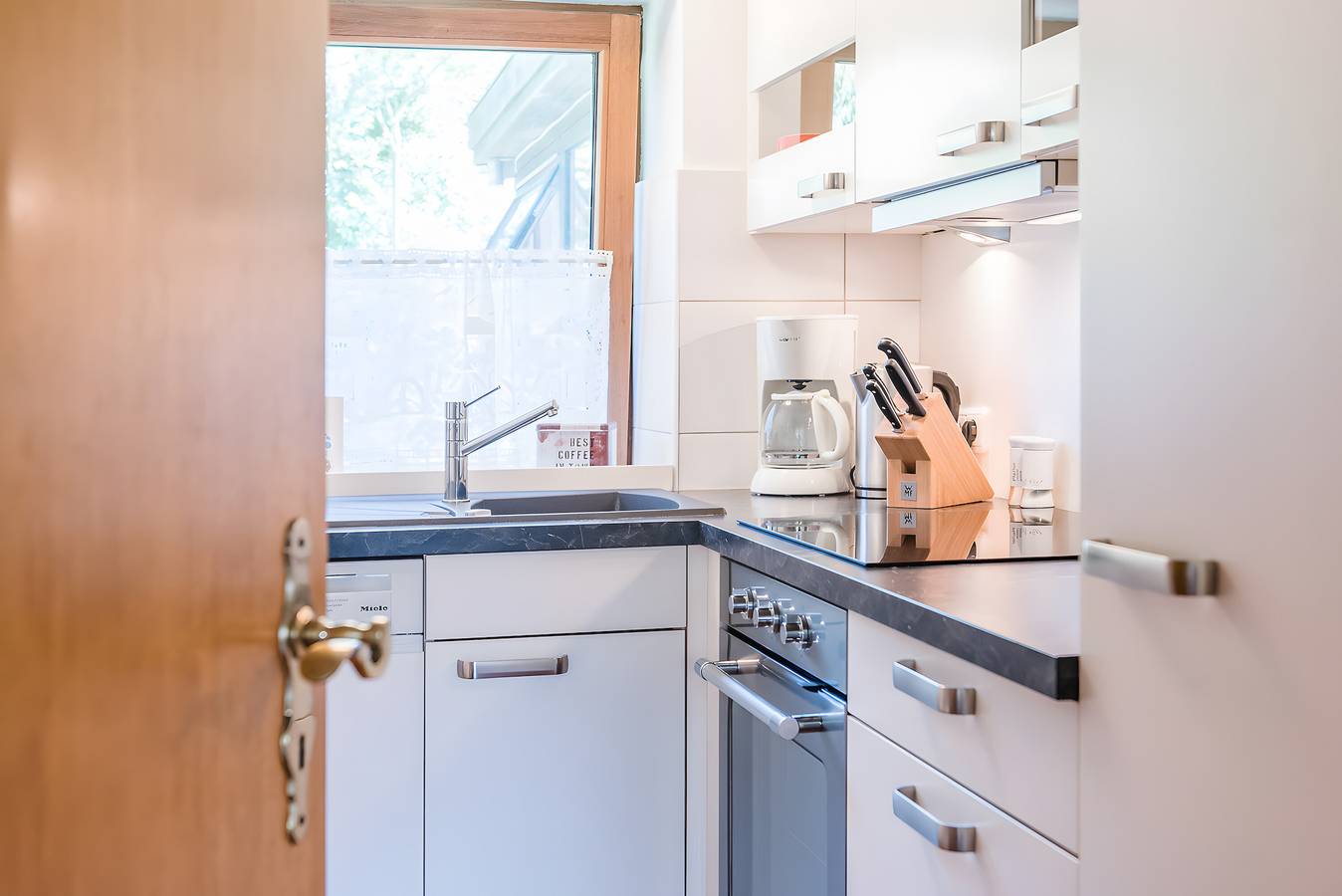 Holiday Home 'Am Meer' with Sea View, Private Terrace and Wi-Fi in Langballig, Zatoka Flensburska