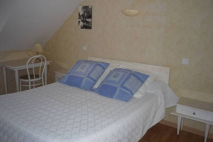 Entire apartment, Traditional house with a private garden, peacefulness guaranteed in Guérande, Côte d'Amour