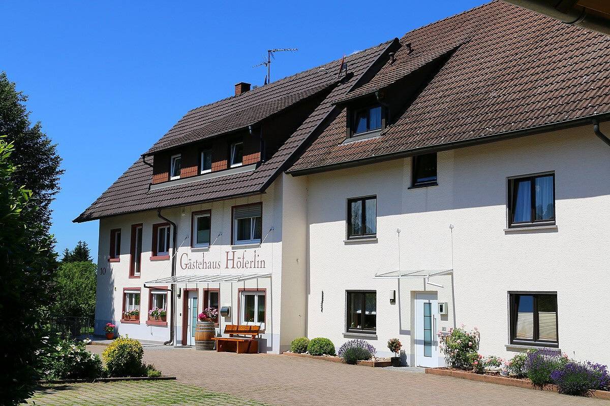 Ganze Wohnung, Ferienwohnung '1' mit privatem Balkon und Wi-Fi in Bad Bellingen, Südschwarzwald