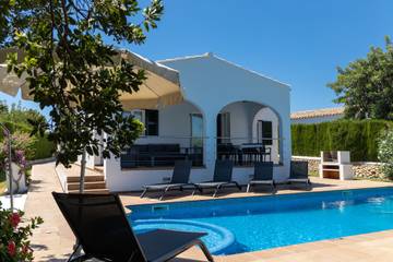 Villa in Alaior Gemeinde, Menorcas Küste für 6 