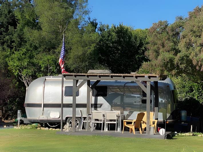 Caravan for 2 people, with hot tub and garden in Perpignan