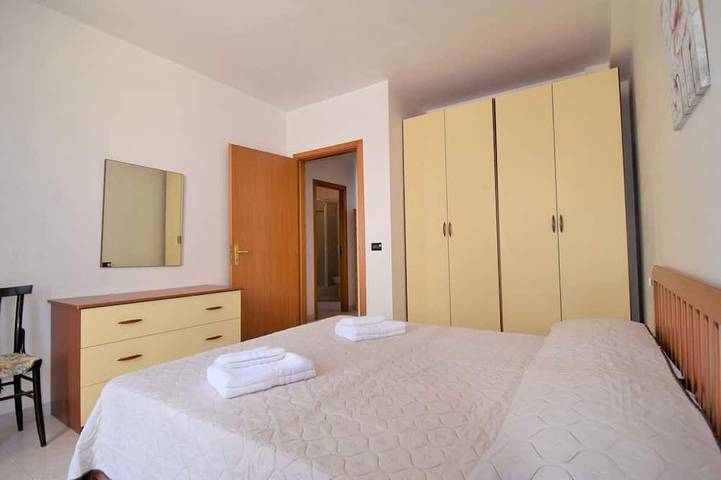 Caratteristica villa indipendente per 8 persone con A/C, Wifi, Tv e terrazza in Capo Passero, Portopalo di Capo Passero