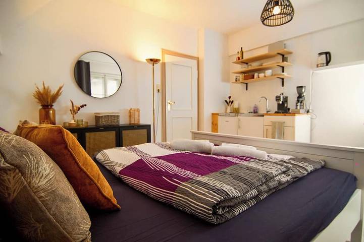 Ferienwohnung für 2 Personen, mit Balkon in Bergpark Wilhelmshöhe - 2